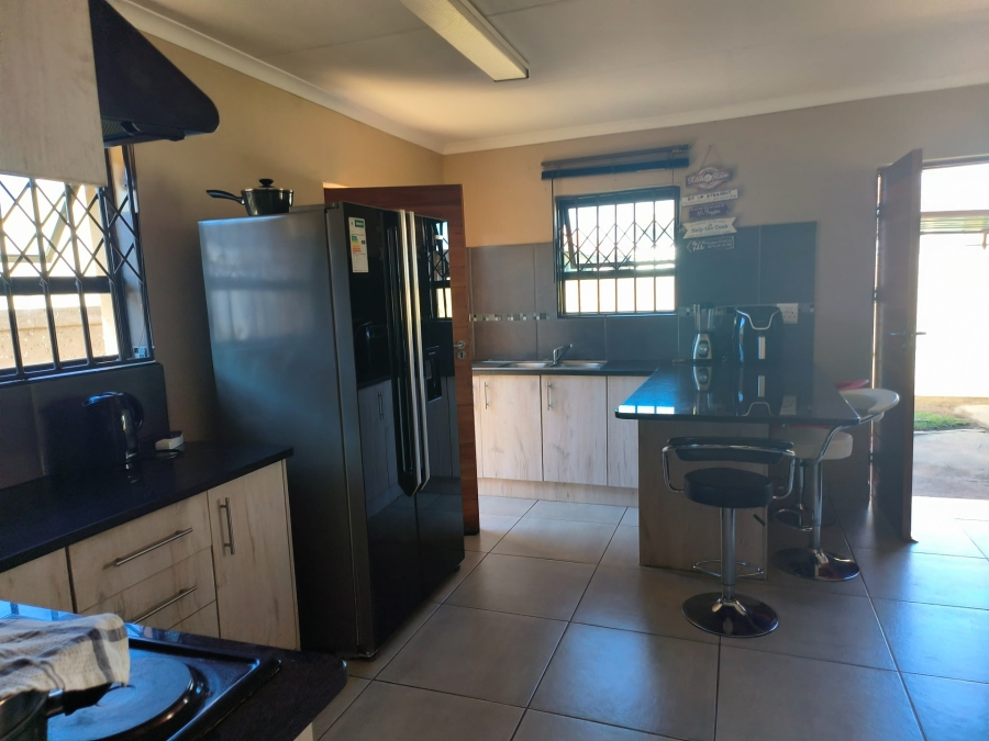 3 Bedroom Property for Sale in Ellaton North West